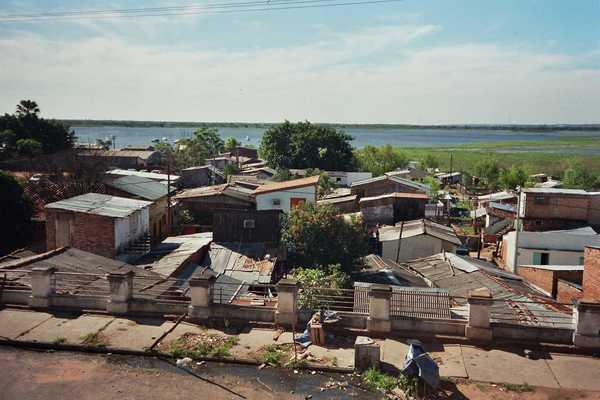 Más de 300 familias afectadas por el temporal en los bañados, reportan » Ñanduti