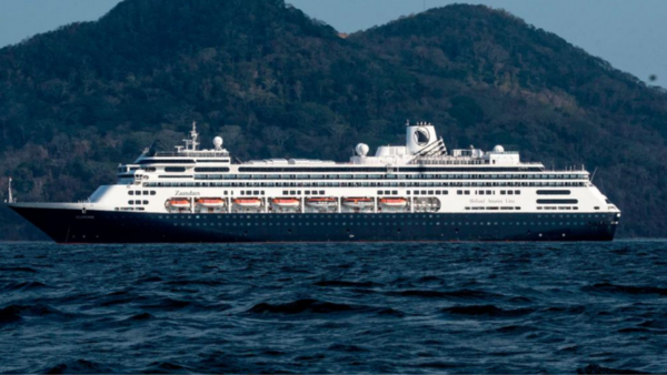 Primer crucero por el Caribe termina con 6 posibles casos covid