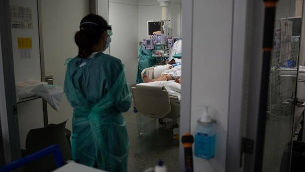 HOY / El COVID-19 está dañando corazón, pulmones y riñones en jóvenes cuatro meses después de contagiarse