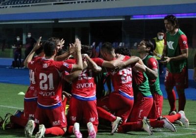 Nacional triunfa ante Libertad en la Nueva Olla