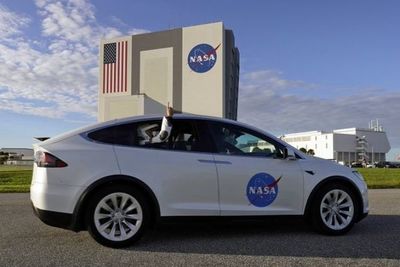 SpaceX envía 4 astronautas a la Estación Espacial