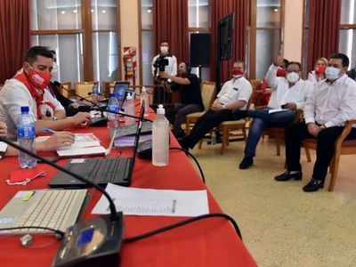 Disidentes a la prórroga evaluarán si presentan acciones judiciales