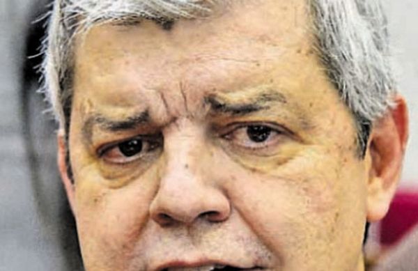 Riera califica de atraco convención que extendió mandato del cartismo - Nacionales - ABC Color