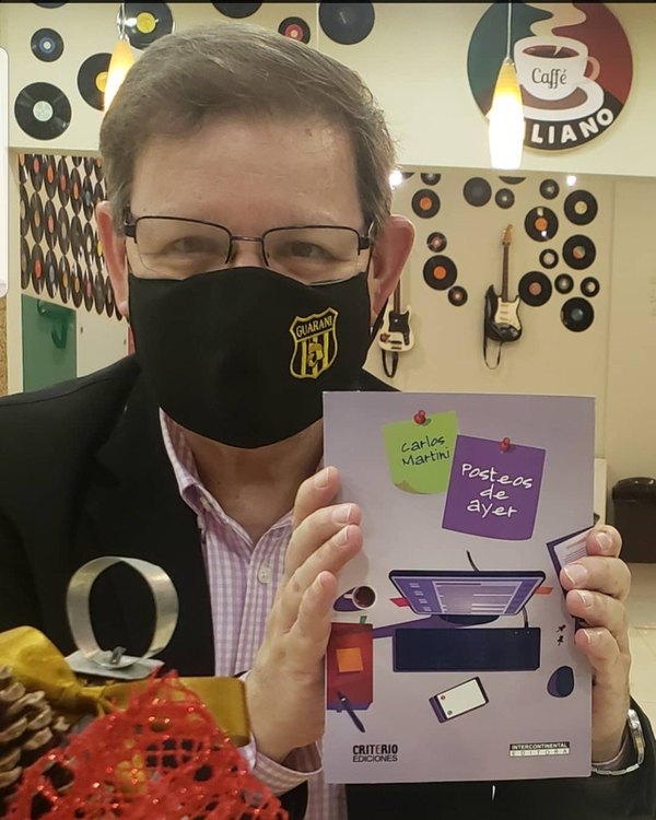 Crónica / ¡Martini hizo un libro con sus posteos de Instagram!