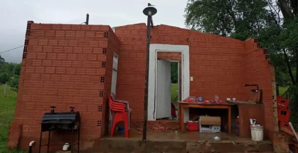 Varios destrozos en el Departamento de Caaguazú tras temporal - Noticiero Paraguay