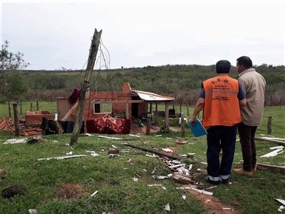 Ráfagas de viento llegaron a los 129 km/h durante temporal del sábado - Megacadena — Últimas Noticias de Paraguay