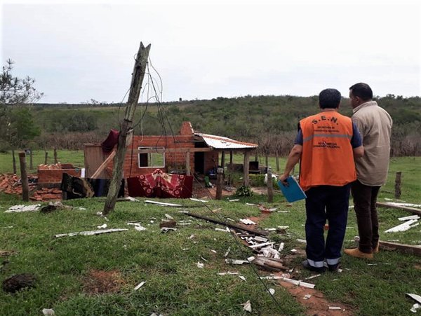 Ráfagas de viento llegaron a los 129 km/h durante temporal del sábado - Megacadena — Últimas Noticias de Paraguay