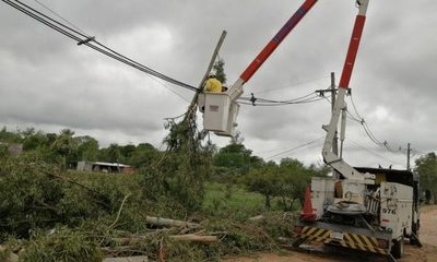ANDE reporta que 20 mil clientes aún siguen sin electricidad