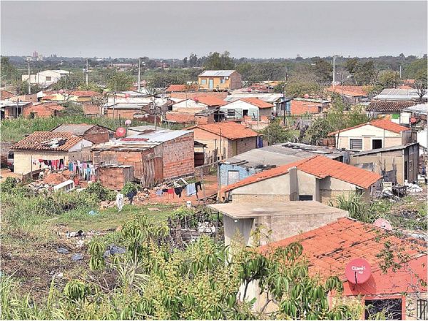 SEN: Familias de los bañados, las más afectadas por fuerte temporal