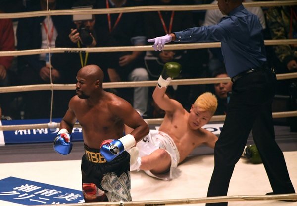 Mayweather regresará al boxeo en 2021