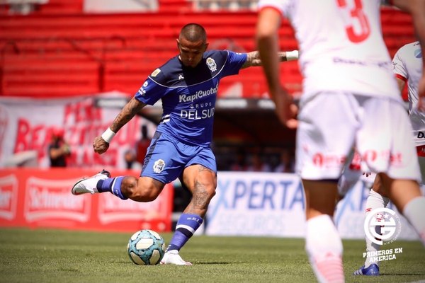 Víctor Ayala marcó un golazo en la derrota de Gimnasia ante Huracán