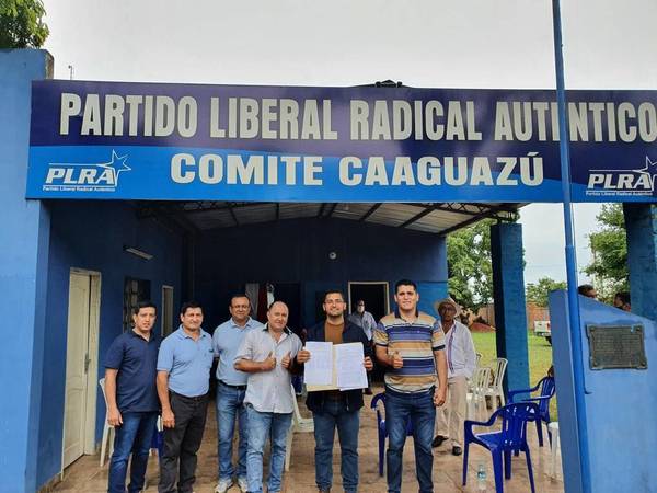 Exigen a Alegre atender pedido de 370 convencionales y 81 intendentes para desdoblar internas partidarias - ADN Paraguayo