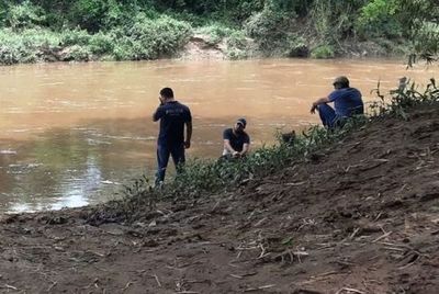 Bella Vista: Hallan dos personas asesinadas a orillas del río APA