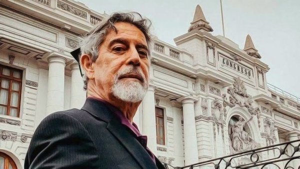 El Congreso de Perú designó a Francisco Sagasti como el nuevo presidente interino