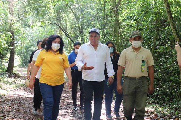 Buscan potenciar atractivos y fortalecer servicios turísticos de Alto Paraná - ABC en el Este - ABC Color