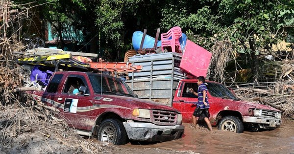 La Nación / Huracán Iota devasta isla del Caribe colombiano y deja al menos un muerto