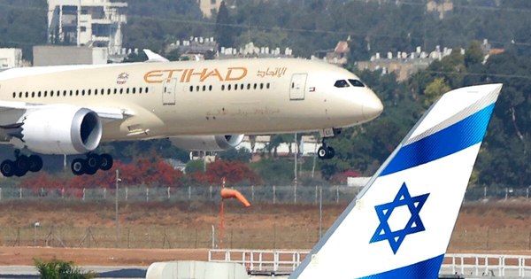 La Nación / La aerolínea Etihad Airways anuncia un vuelo diario a Israel