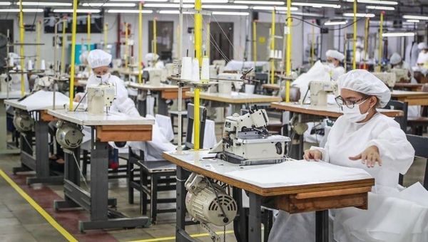 Industria confeccionista llegó al 75% de su facturación en octubre (elaboración de artículos de protección médica da impulso al rubro)