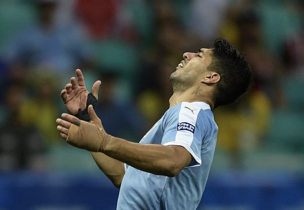 Crónica / Suárez, con covid, no va ante Brasil