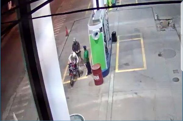 Playero resultó herido tras violento asalto en Mariano Roque Alonso - Nacionales - ABC Color