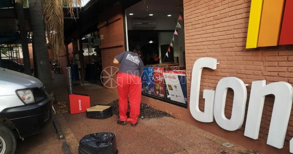La Nación / Intento de asalto en local comercial sobre Mcal. López fue frustrado por guardia