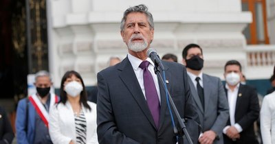 La Nación / Sagasti jura como nuevo presidente de Perú tras una semana de caos
