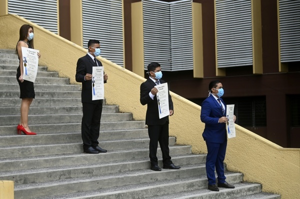 ACTOS DE GRADUACIÓN YA ESTÁN HABILITADOS CON NUEVO DECRETO