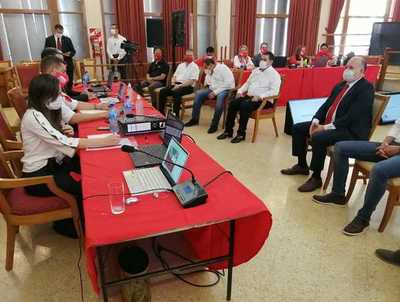 Señalan que la convención de la ANR fue "desprolija" y un "acto autoritario" » Ñanduti