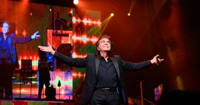 La Nación / “El Puma” reúne a íconos de la música en concierto que podrá vivirse desde Paraguay