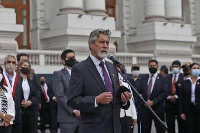 Perú suma su quinto presidente en un mismo periodo - El Trueno