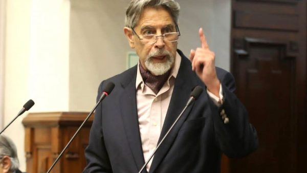 Francisco Sagasti es el nuevo presidente interino de Perú