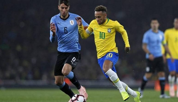 HOY / Uruguay llega con ganas de revancha ante Brasil