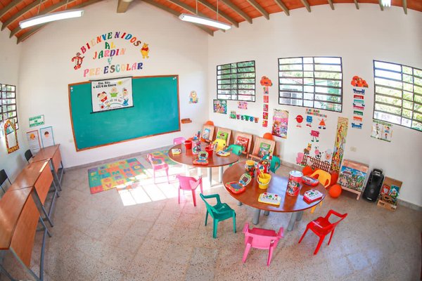 Gobierno entrega nuevas infraestructuras para 40 instituciones educativas en San Pedro | .::Agencia IP::.
