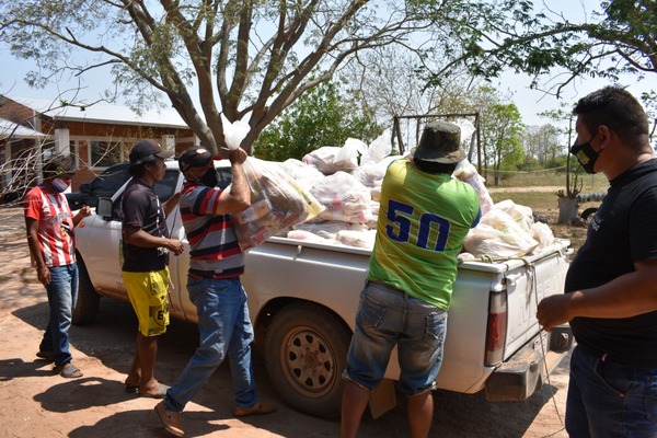 Preparan última entrega de kits de alimentos