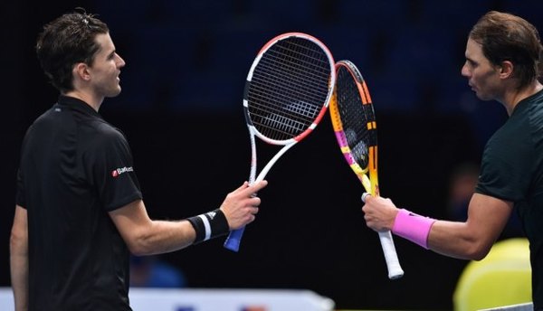 Nadal cae ante Thiem y complica sus chances en el Masters