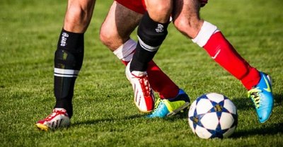 Crónica / ¡No jugaron por llevar a “lapa” a la cancha!