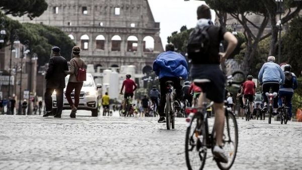 Desde el miércoles, Italia confina a siete de sus 20 regiones por el coronavirus