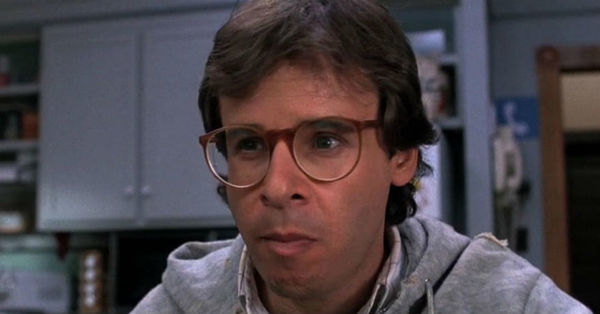 Arrestan al hombre sospechoso de agredir a Rick Moranis en plena calle - C9N