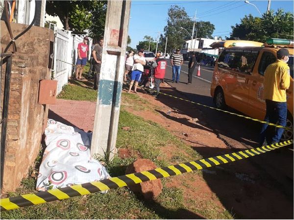 Peatón muere al ser atropellado por una camioneta en Misiones