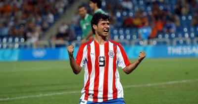 Fredy Bareiro: “Vestir la albirroja es lo más grande que le puede pasar a un futbolista”