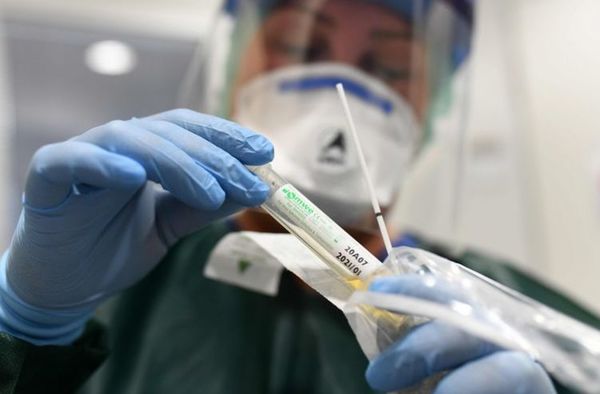 Salud reporta 11 fallecidos y 758 nuevos contagios por coronavirus