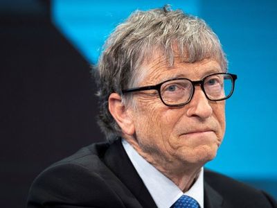 Bill Gates pronostica un mundo con menos viajes de negocio y horas de oficina