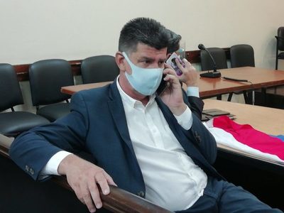 Si Alegre no convoca a una extraordinaria, deberá hacerlo el vicepresidente Paková Ledesma, afirman - ADN Paraguayo