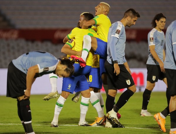 Brasil continúa imbatible en su camino a Catar 2022
