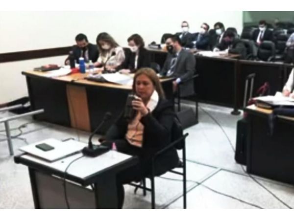 Ministra Rojas dice que abogados la amenazaron en el caso audios