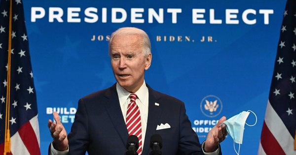 La Nación / Biden nombró a asesores