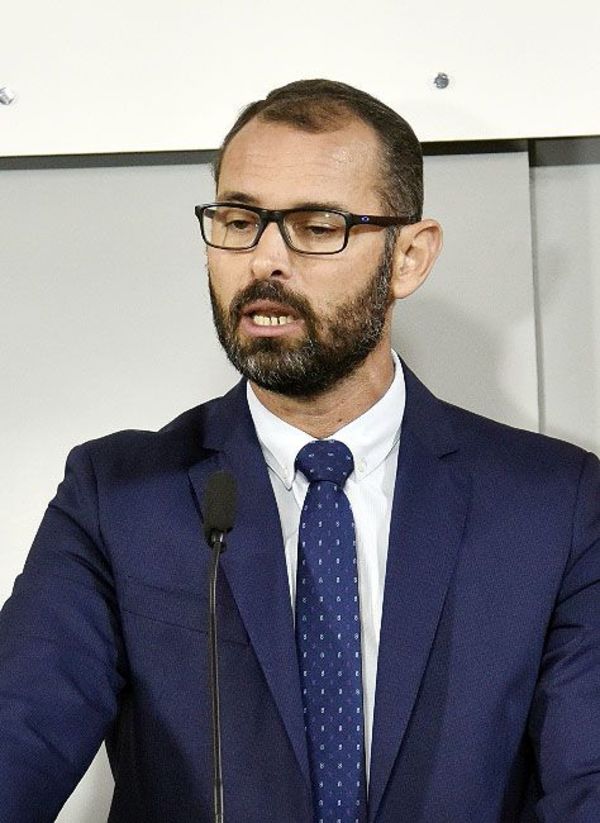 DNCP realizó varias observaciones a licitación del seguro “vip” del MOPC - Nacionales - ABC Color