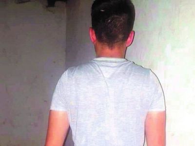 Lo dejó su novio y fue a atropellarlo en su casa