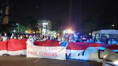 Huelga en el Hospital de Clínicas: Por cumplimiento del contrato colectivo y del pago extra por exposición al Covi-19