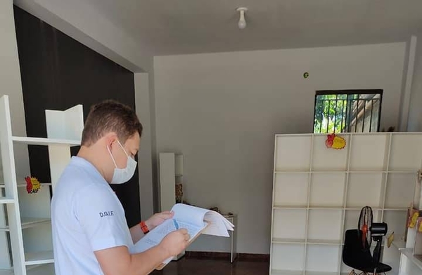 HOY / Relajo en protocolos sanitarios: dan número para denunciar a locales comerciales